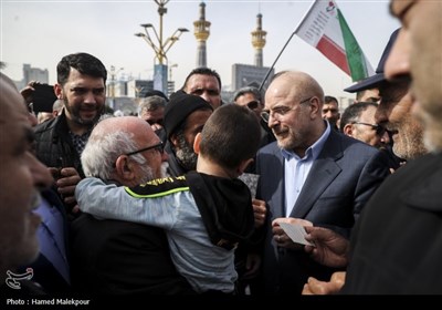 حضور رئیس مجلس در راهپیمایی 22 بهمن - مشهد مقدس