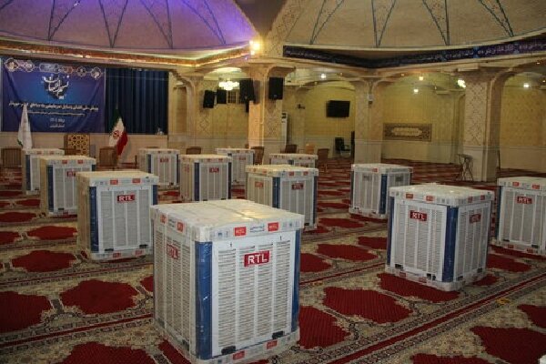 توزیع ۱۶۰ دستگاه کولر در بین نیازمندان استان قزوین