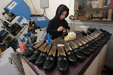 وابستگیِ ۷۵ درصدیِ صنعت کفش به واردات