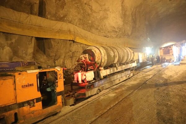 تونل انتقال آب به دریاچه ارومیه تاپایان سال به بهره برداری می رسد