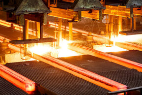 ارز صادرات زنجیره فولاد در مرز ۷ میلیارد دلار/ رشد ۸.۸ درصدی ارزش صادرات محصولات فولادی