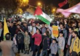 تجمع شبانه اراکی‌ها در حمایت از مظلومین غزه/ انتقاد مردم از سکوت مجامع بین‌المللی